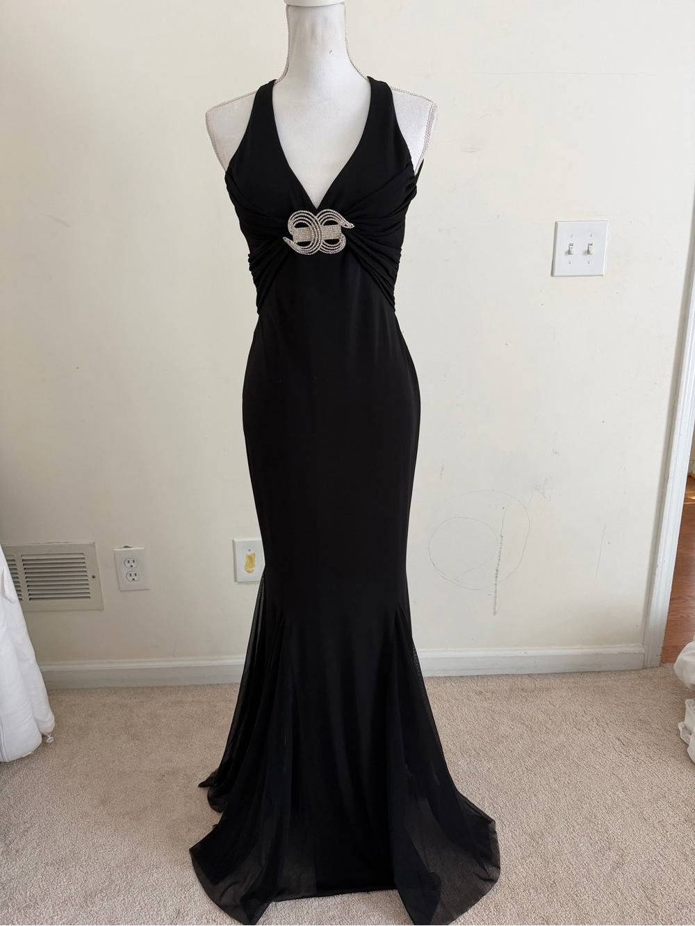 Vtg  Cache Black Halter Maxi Dress Womens Gown 90s Plunging Back Brooch size 2